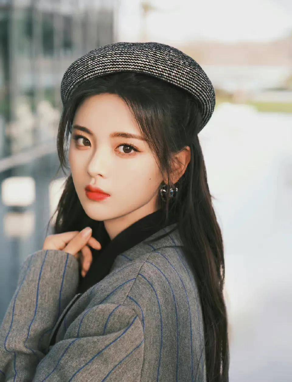 蔡徐坤,杨超越,刘惜君,into1,时代少年团,name_造型_刘雨昕_女明星