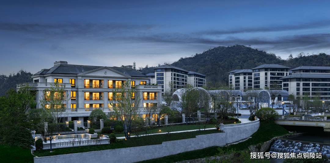 安吉_天使小镇【蓝城溪上锦棠】售楼处电话丨售楼处地址_售楼中心24