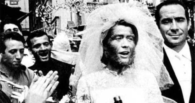  墨西哥一女子，长相丑陋，却拒绝20个求婚者，死后还被制成标 - 墨华网 (图12)