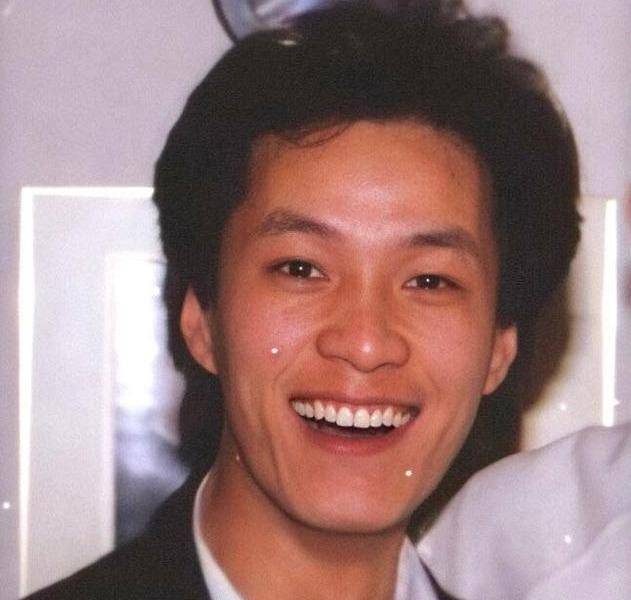 被曲解家暴18年，冯远征和老婆秀恩爱的背后，我看到人道丑恶一面