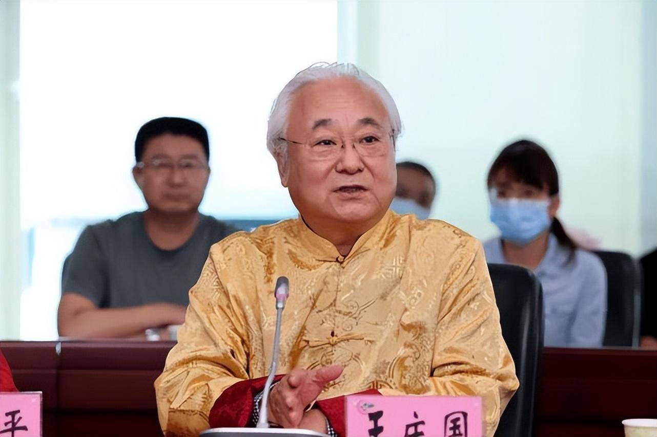 国医大师王庆国,每天睡6个小时还精力旺盛,他的养生秘诀被公开_脾胃