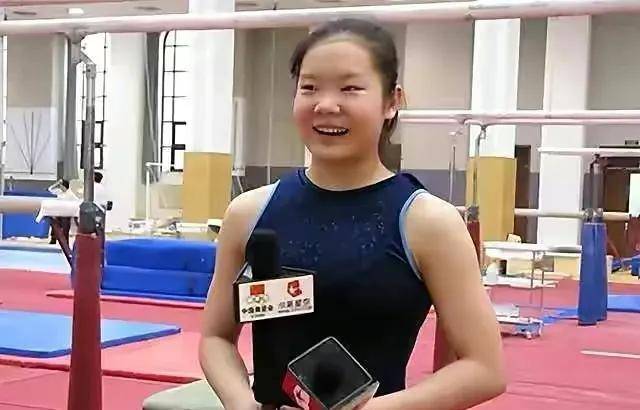 34岁体操女皇程菲近况:享副教授待遇,体重飙升身材发福,仍未婚_中国体