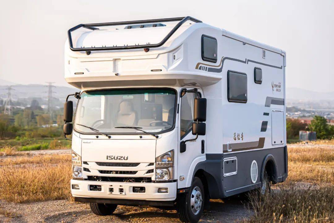 银燕远征号700p 大水电的安心保障 温馨实用旅居空间_搜狐汽车_搜狐网