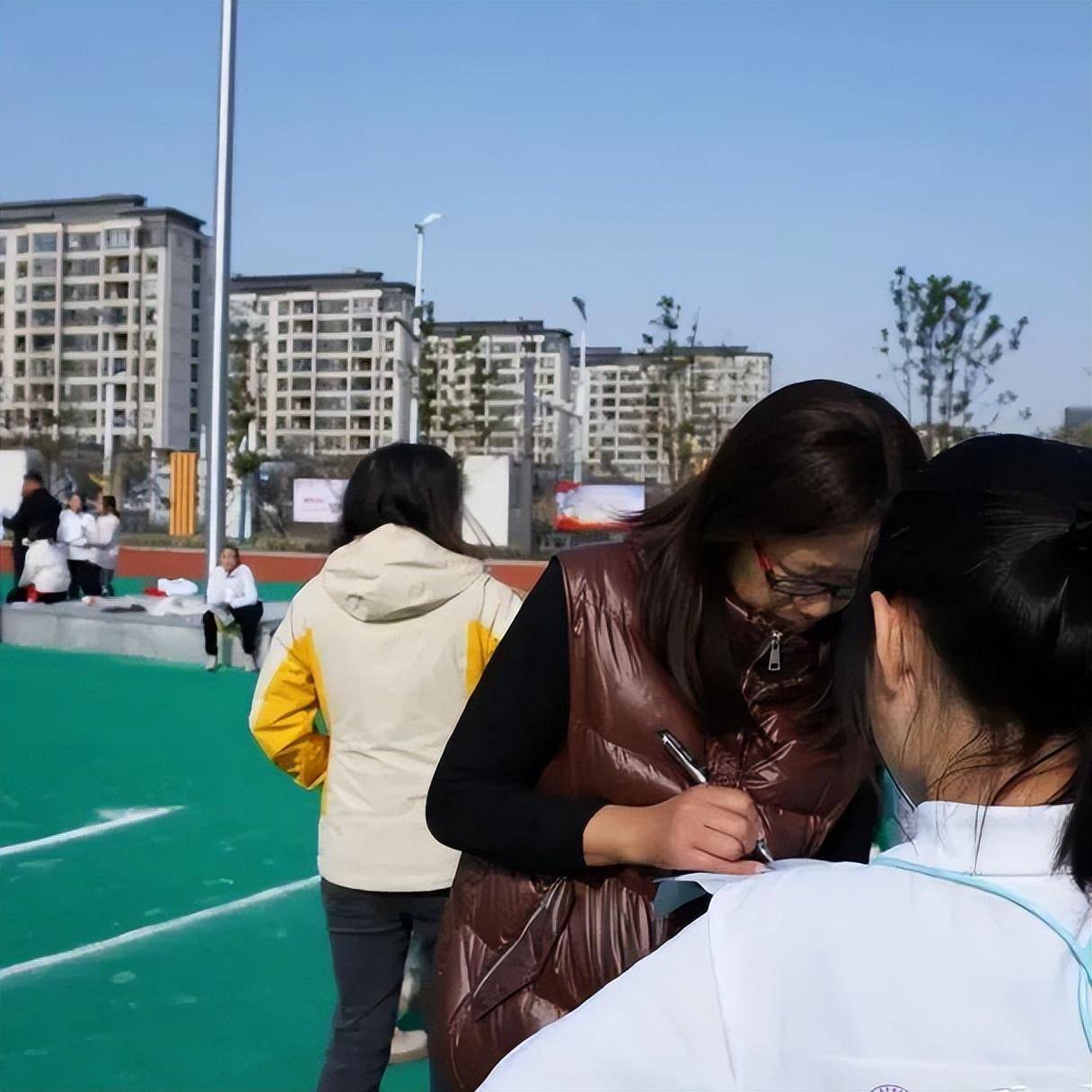 青年路中学图片