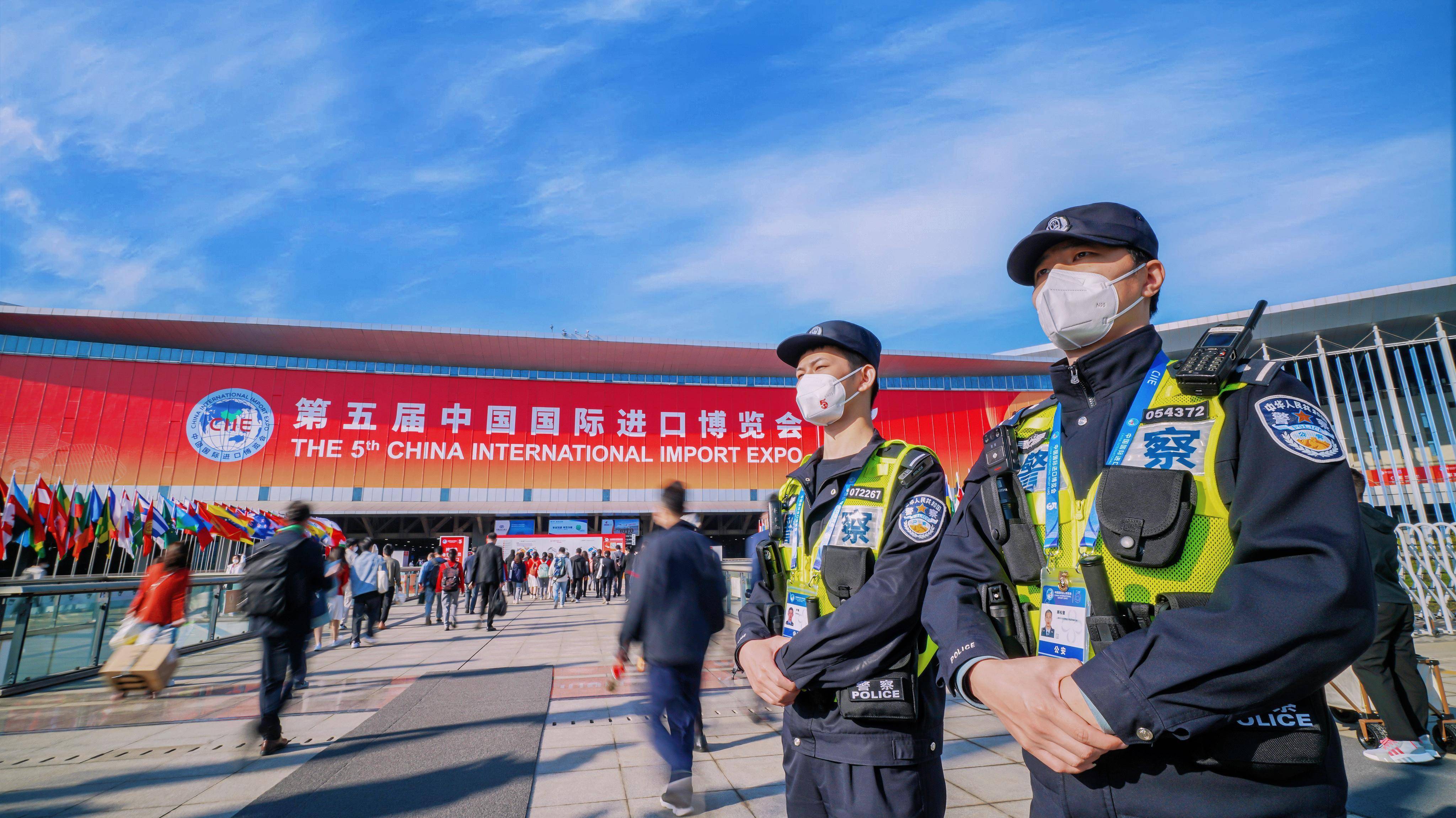 上海公安机关圆满完成第五届进博会安保工作_措施_安检_一体