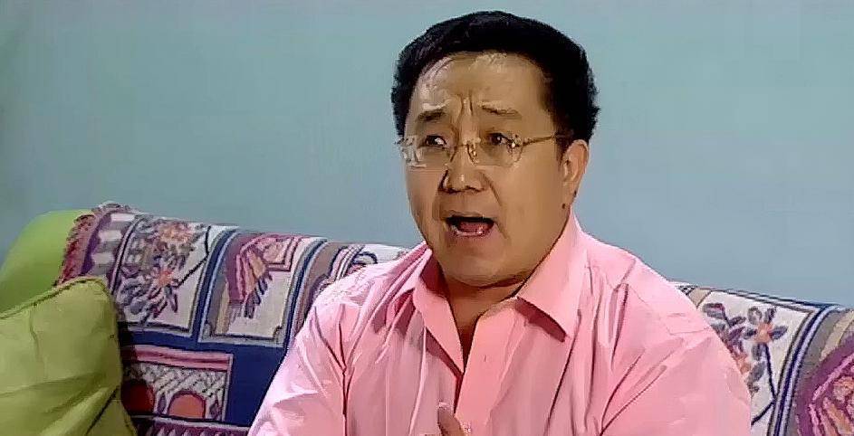 著名小品演员"句号",二婚娶小11岁娇妻"丫蛋",48岁生得一女_观众_时候