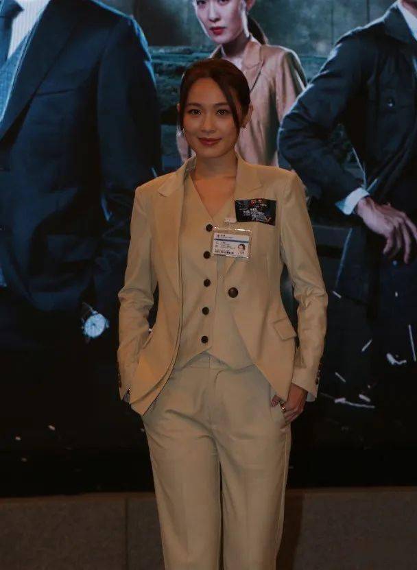 黄宗泽保护"家嫂" 与王敏奕演一对冇亲密戏_bosco_剧中_袁伟豪