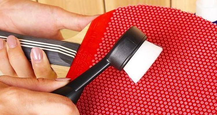 乒乓球拍正胶和反胶的四大区别_表面_海绵_胶皮