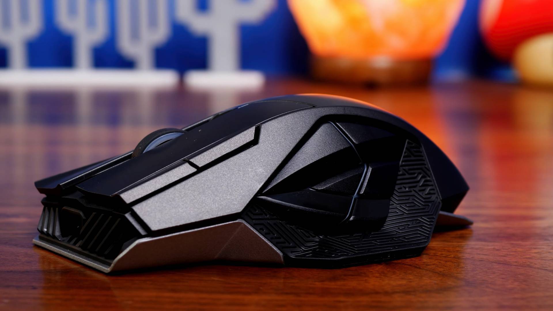 这个断头设计,真的是···天马行空,只要解释不通就统一归纳为:人体