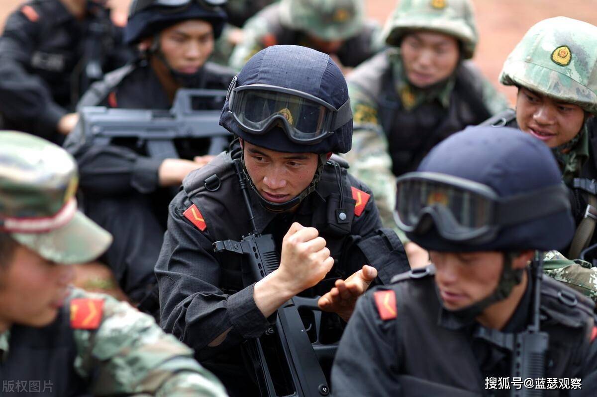 還有一部分繼續留在改革後的武警部隊,所負責的工作也是傾向於武警