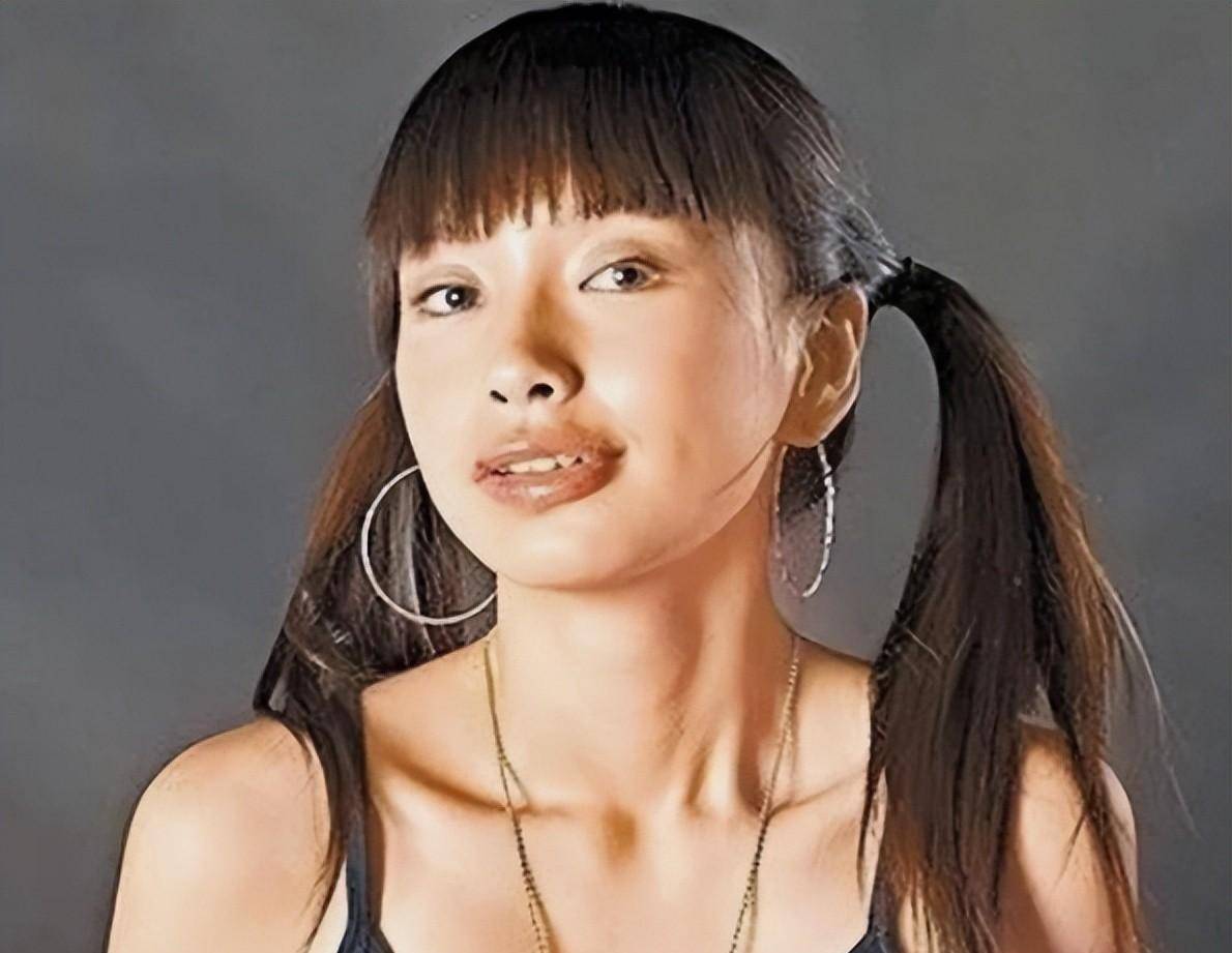杨颖最想删除的一张照片,要是当初被黄晓明看到了还能与她结合吗_明星
