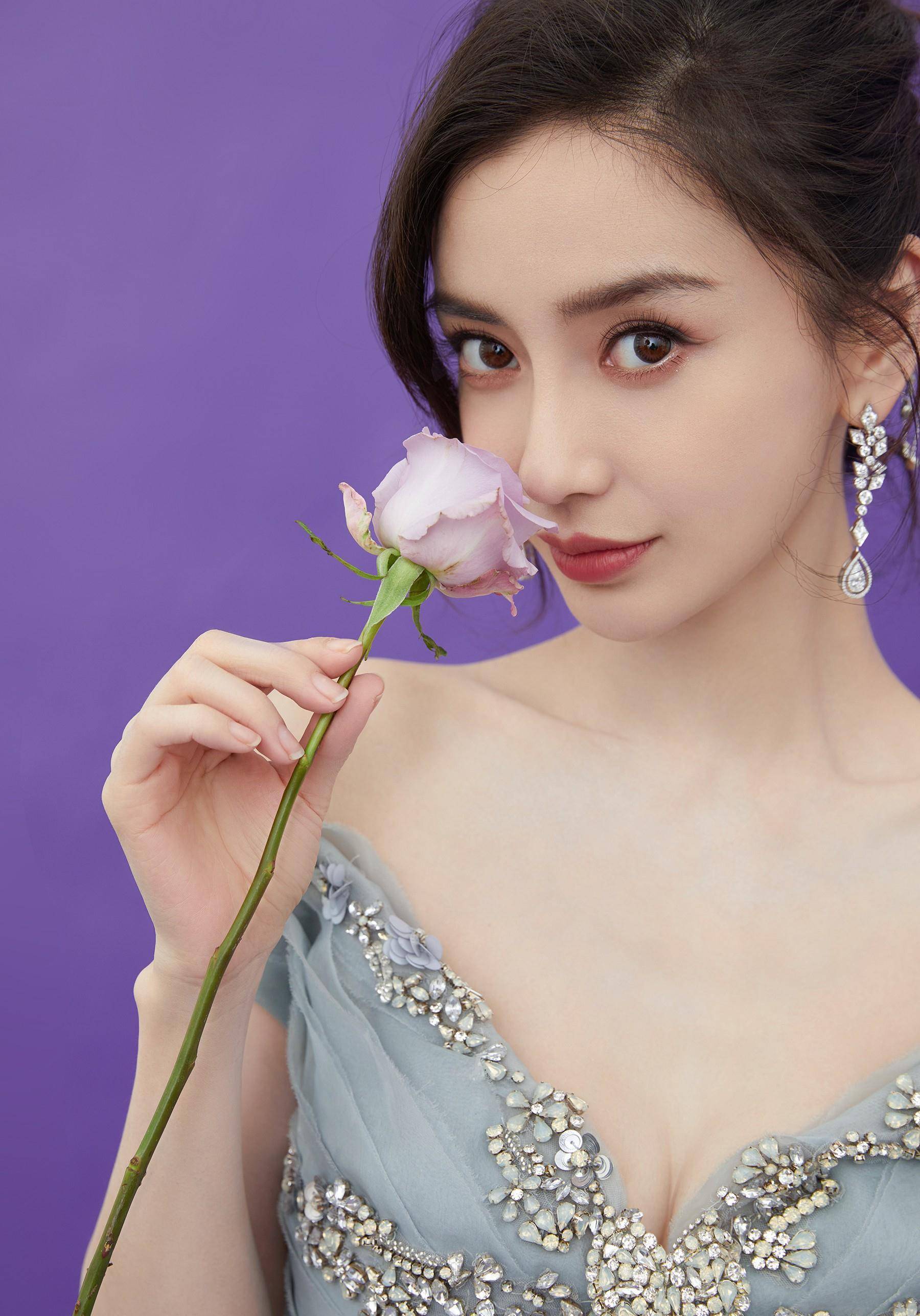 angelababy太温柔了!