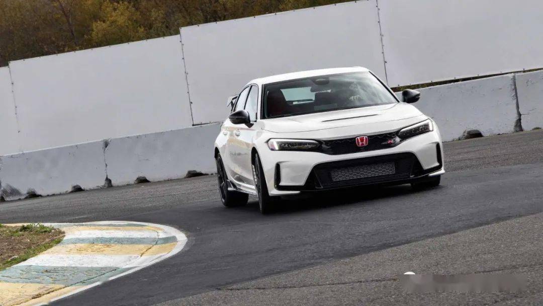 史上最强的Honda Civic Type R FL5？试完就想买！_搜狐汽车_搜狐网