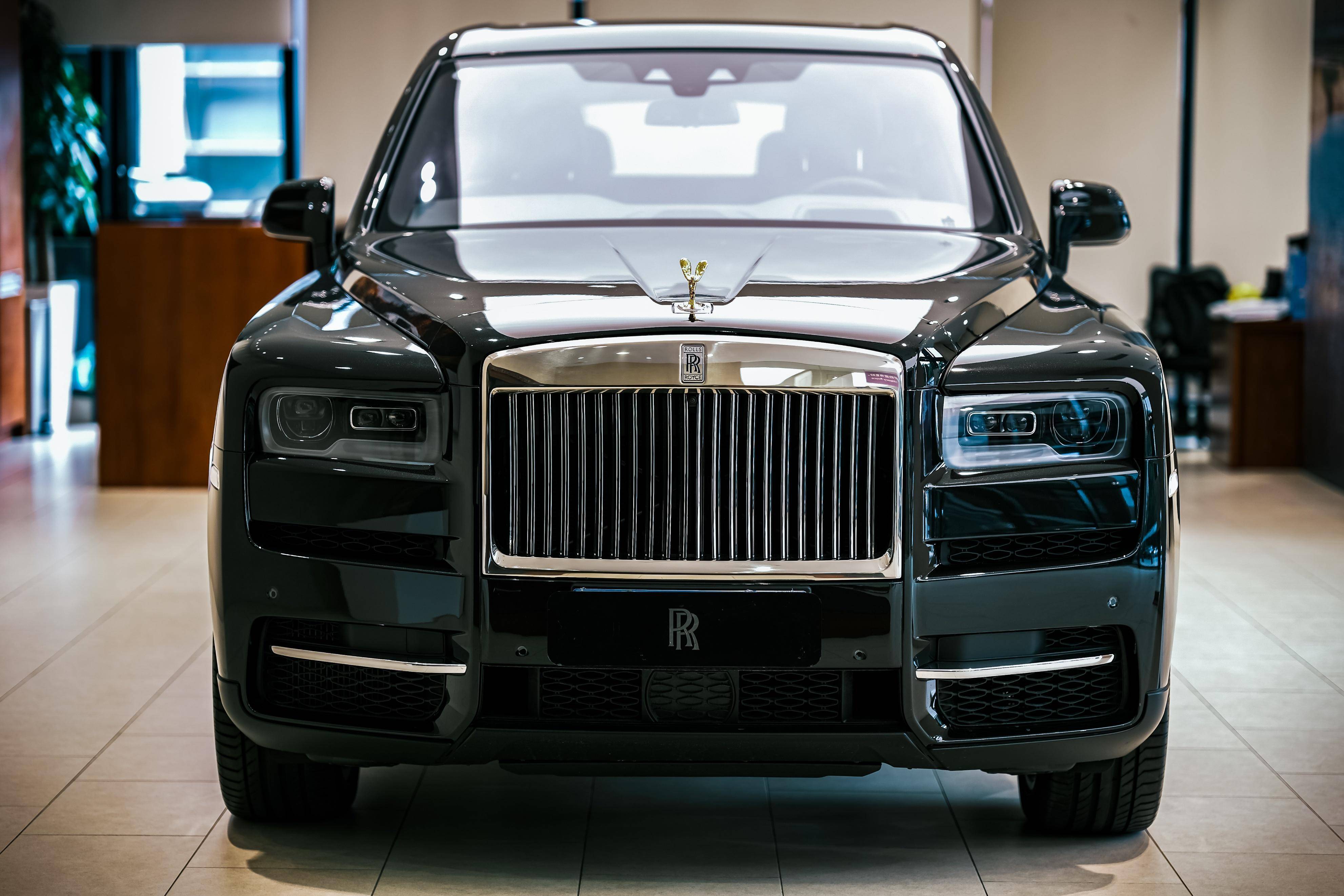 掌握气场与主动权|贵阳通源劳斯莱斯库里南到店实拍