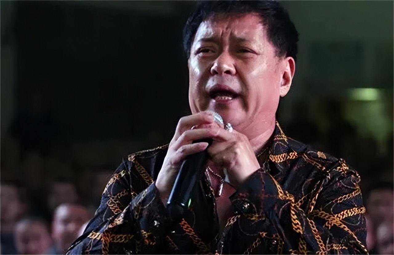 囚歌王子迟志强近况:狱中立志考政法大学,儿子替他实现狱中心愿_南京