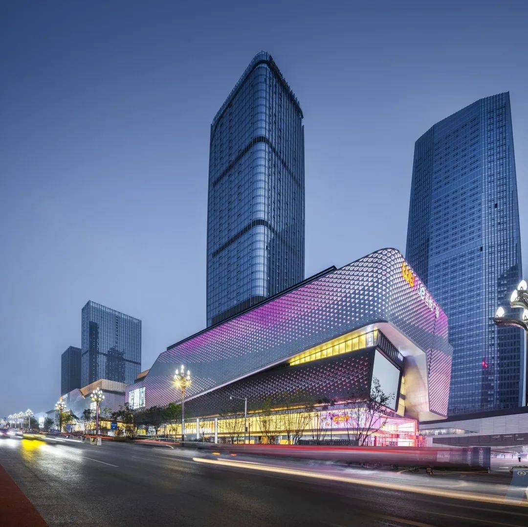 新城控股董事长:重庆渝北吾悦广场_空间_项目_商业街