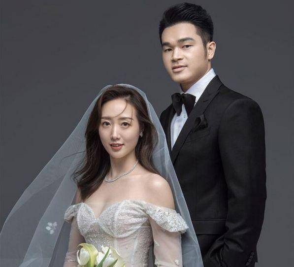 石智勇两次获得奥运会举重金牌.