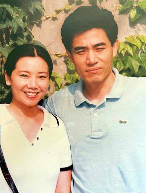 与妻子相爱47年零绯闻,不愿儿子当演员_赵奎娥_中戏_白景琦