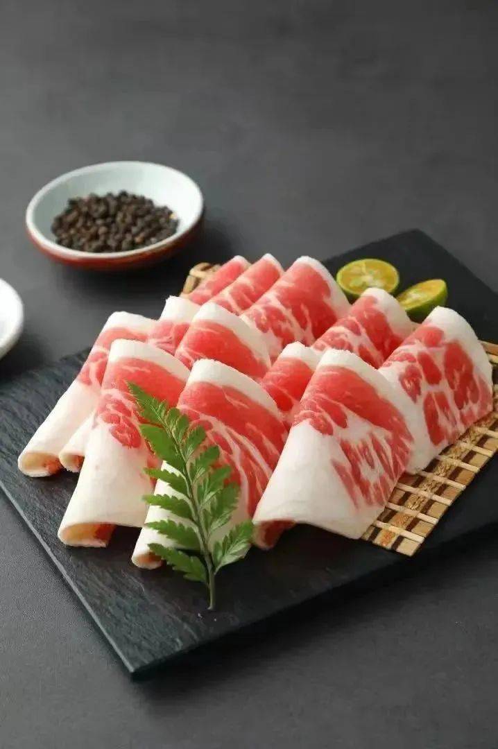 招牌菜品 | 大脸牛排 ,黑豚边三条,谷饲黑牛