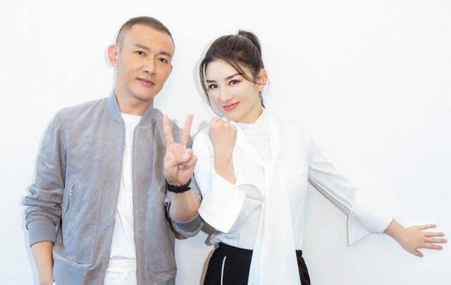 黄奕聂远重现上错花轿嫁对郎,自曝拍戏时是恋人,热泪上演回忆杀_情侣