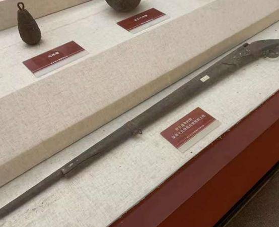 的兵器,想要打一发,必须经过师长以上级别的批准_苏罗通_装备_日本