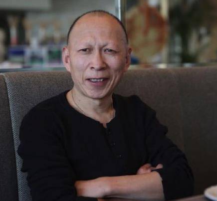 "裘千尺"李明的女儿,本以为很丑却美若天仙,还好长得不像爸爸_演技