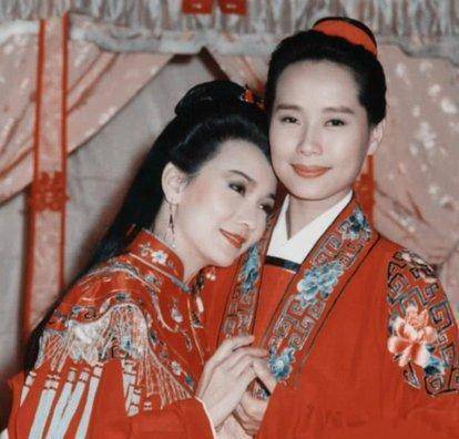 反串时把"许仙"演得太好,成了她最后悔的事_叶童_电影_电视剧