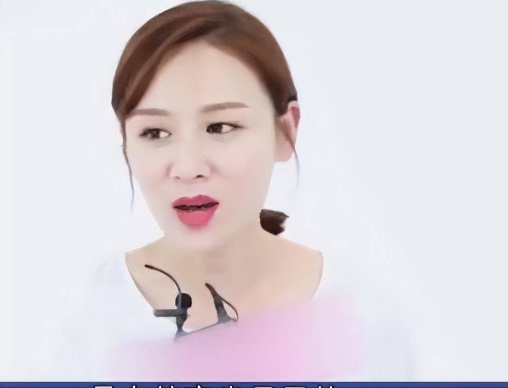 叶一茜:巅峰时期嫁人,生女被婆婆"赶回"娘家,她做错了什么?