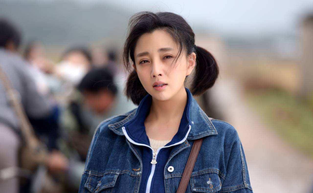 像《杨贵妃秘史》中的杨贵妃;《搭错车》以及《幸福像花儿一样》.