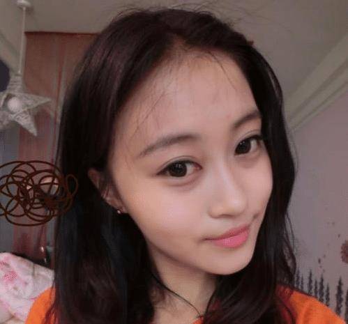 25岁的孙侨潞,生前刚租下3万豪宅,今四只狗狗无人照顾_人生_生命_母亲