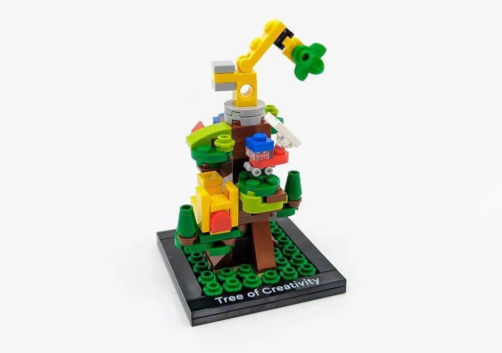 40336 乐高之家恐龙-2019年乐高之家内部有展示乐高粉丝创作和标志性