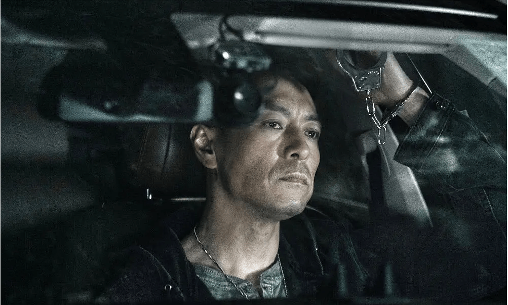 tvb警匪剧新希望,本是冲着惠英红去的,没想到意外的好看_铁探_袁伟豪