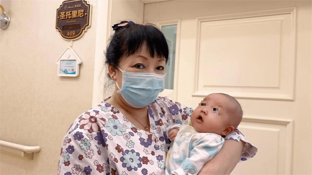 产后32天，她把宝宝留在了医院，是“心大”还是……？