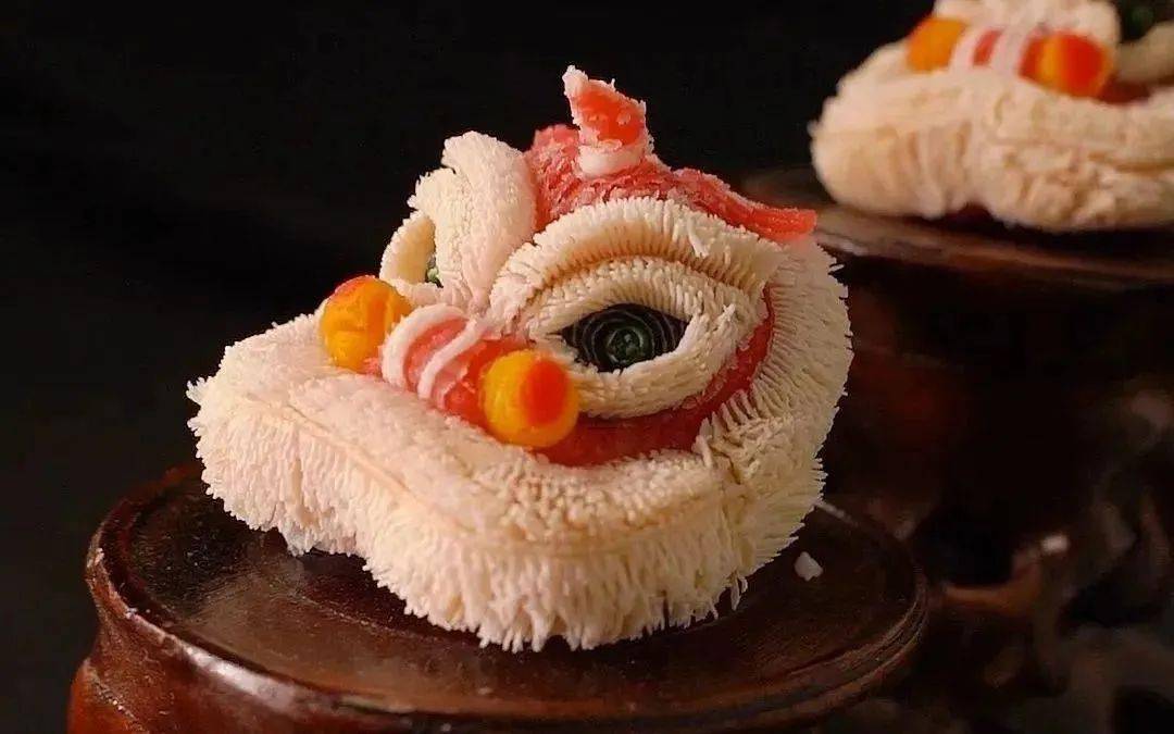 盐设计·武杨:"醒狮酥"火爆全网,"面点诗人"将面塑艺术融入传统中式酥