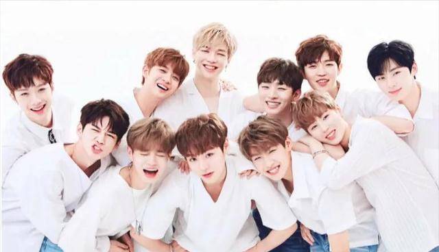 赖冠霖才是wannaone的忠实团粉吧,解散多年还坚持发合照_承诺_日子_都