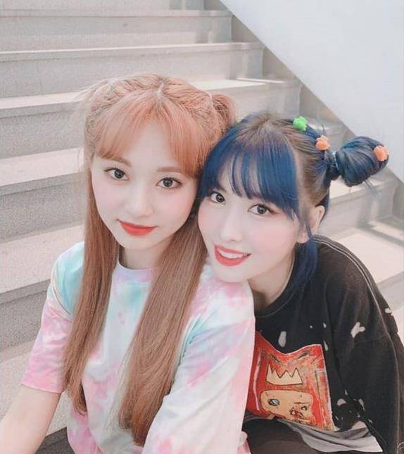 twice周子瑜新发色曝光!