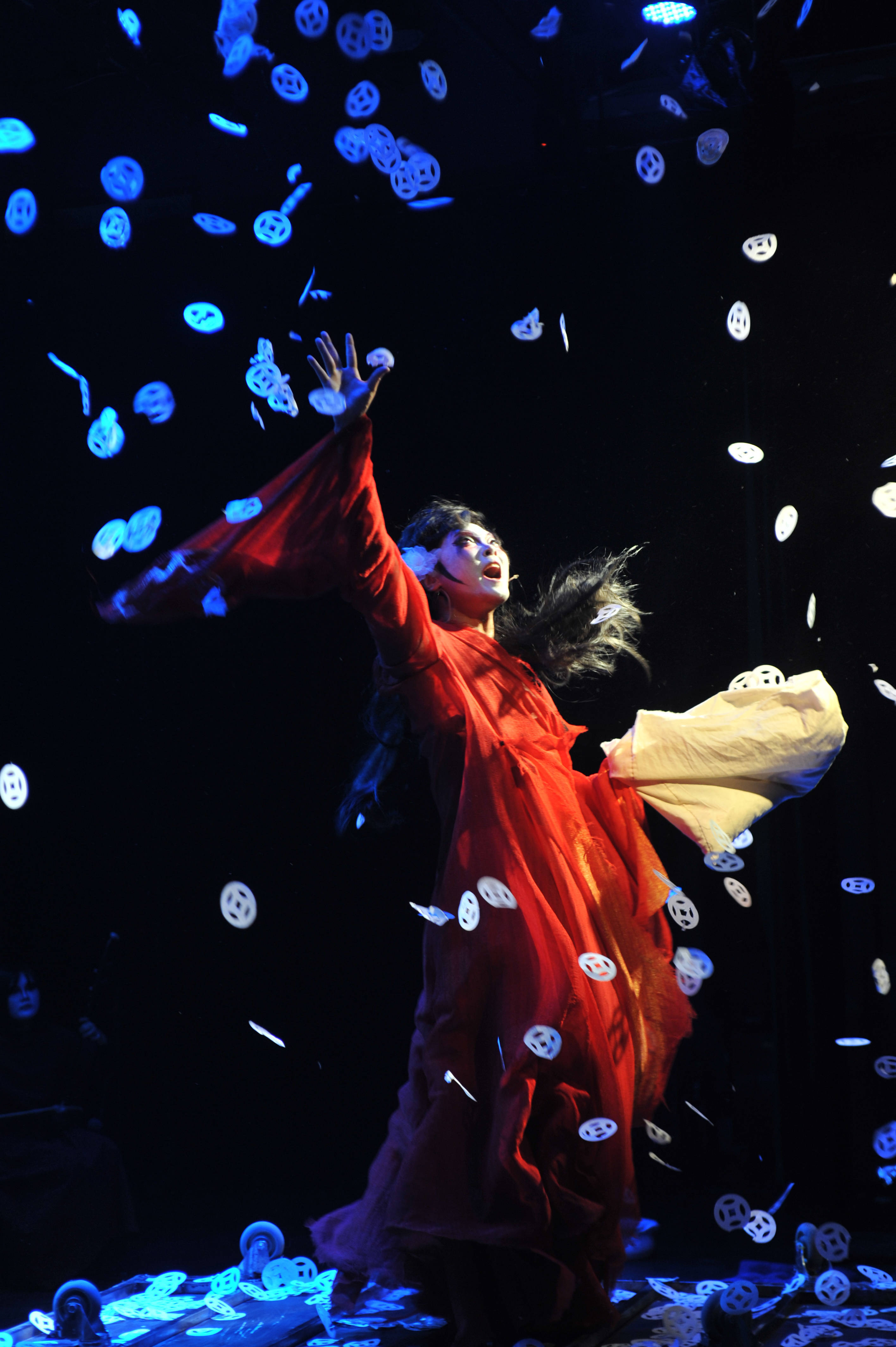 丁一滕等青年小剧场人谈创作与突破:要大胆,也要有温度_戏剧_代表作品