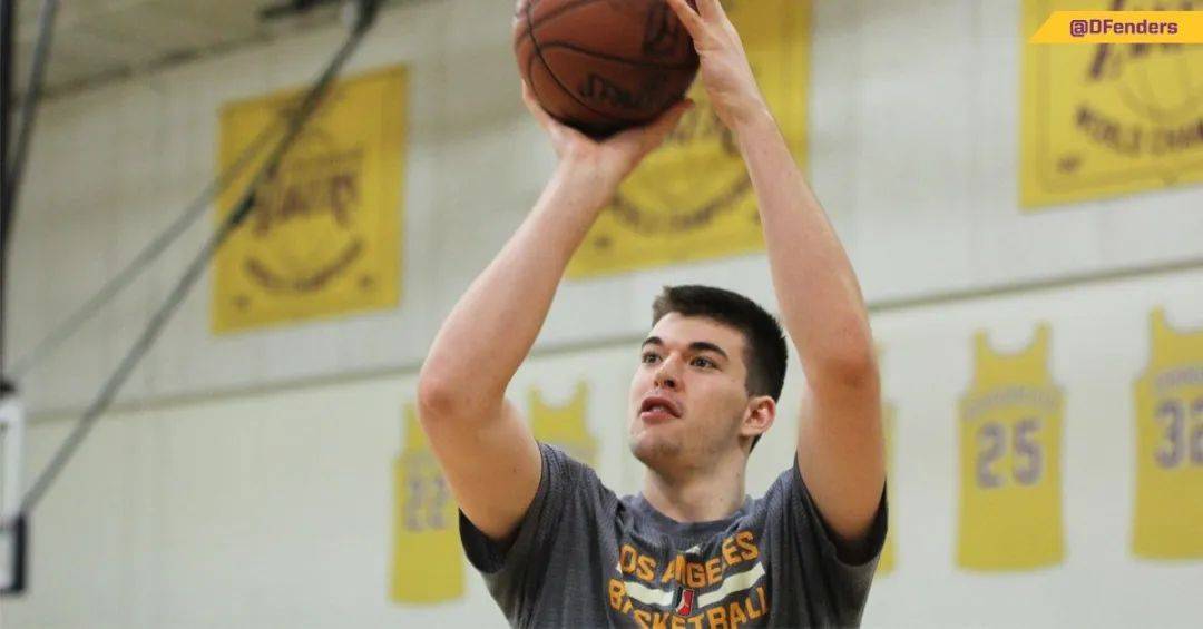 这中锋,湖人白送的…_巴茨_篮板_特纳