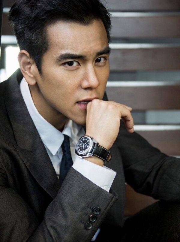 彭于晏已单身5年:曾为蔡依林被公司冷藏,爱上女经纪人被阻拦!