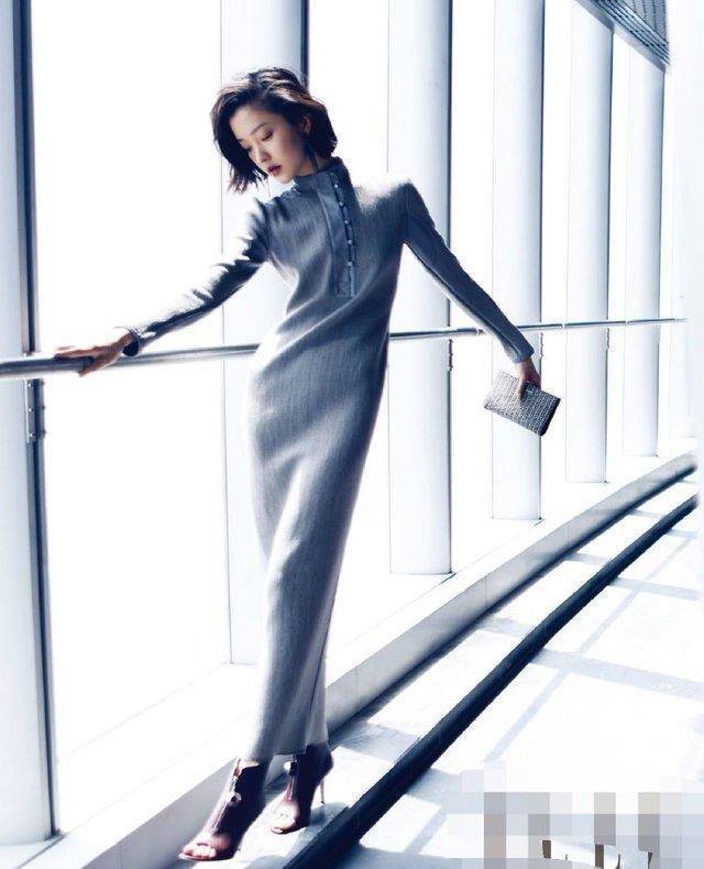 合影杀手张梓琳用气质打败很多女星,却在这方面输给了她_杜鹃_平底鞋