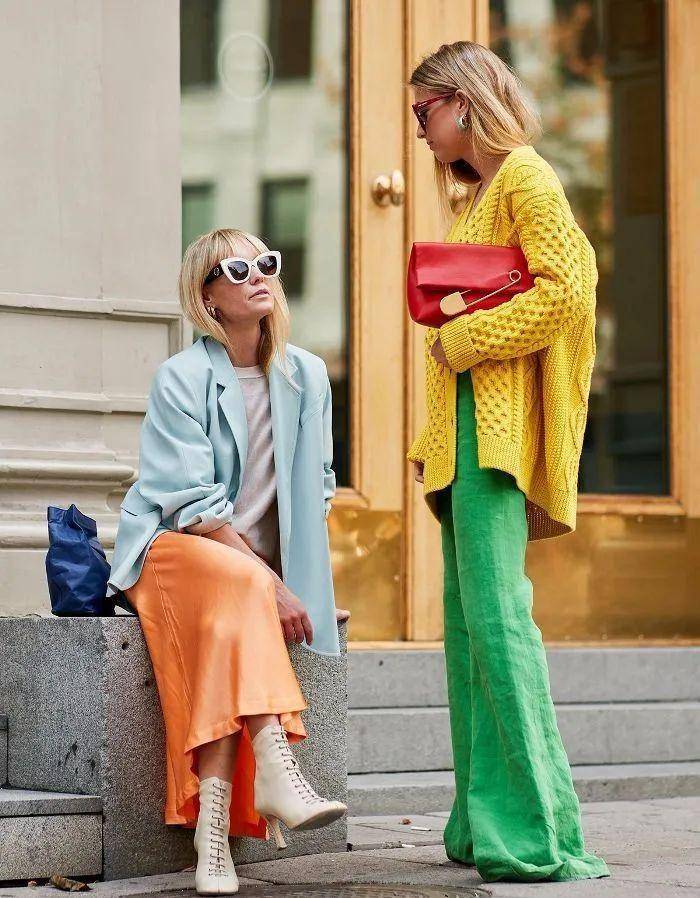 教你美|进入了十二月,怎么少得了经典红的搭配?_红色_颜色_造型