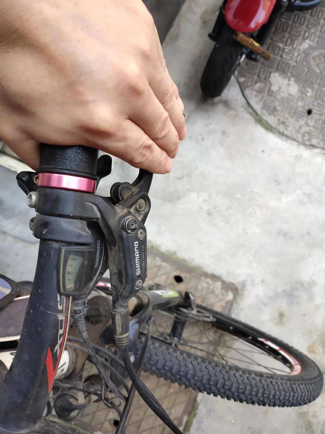 山地车刹车的正确使用你用对了吗?_搜狐汽车_搜狐网