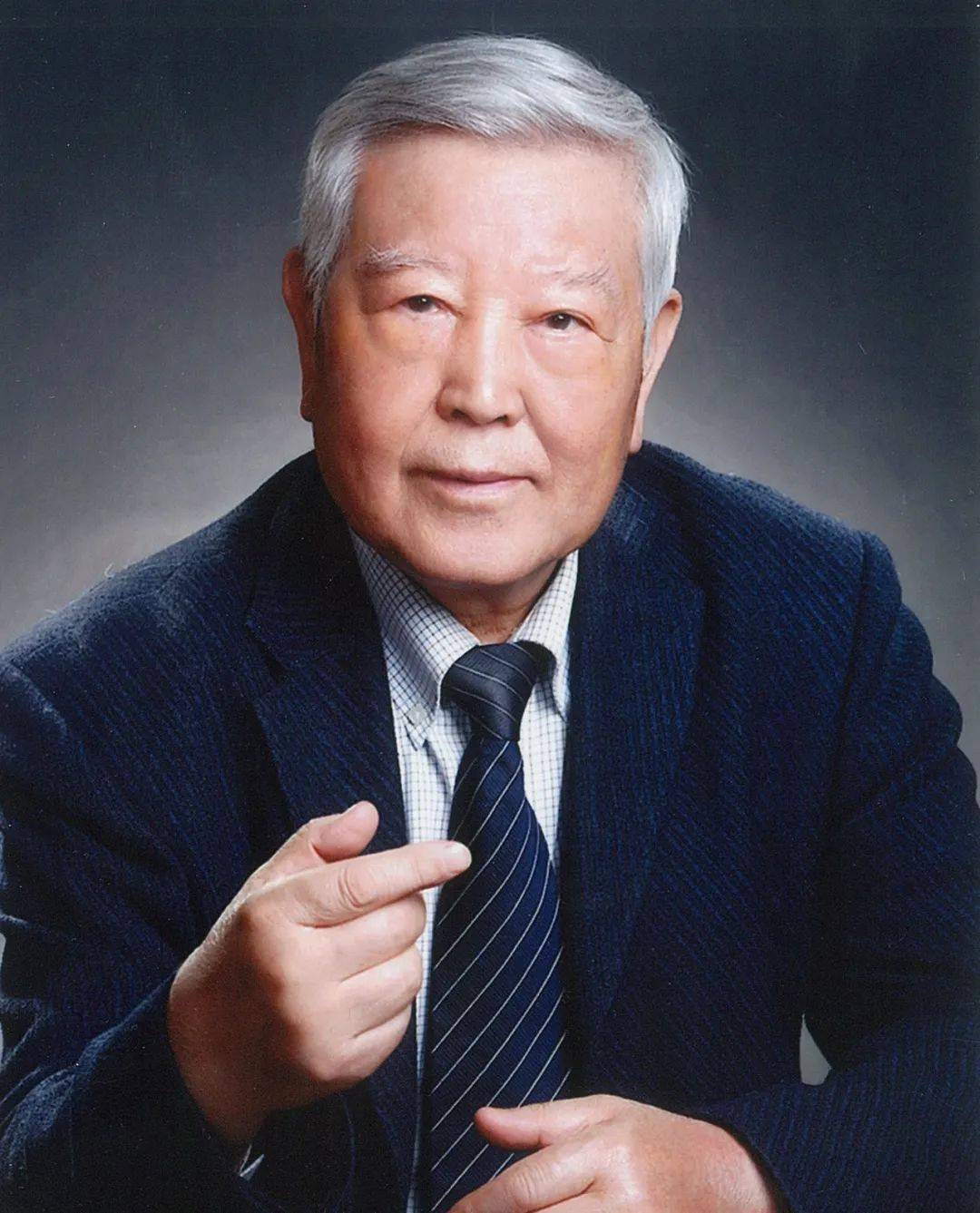 甘子钊