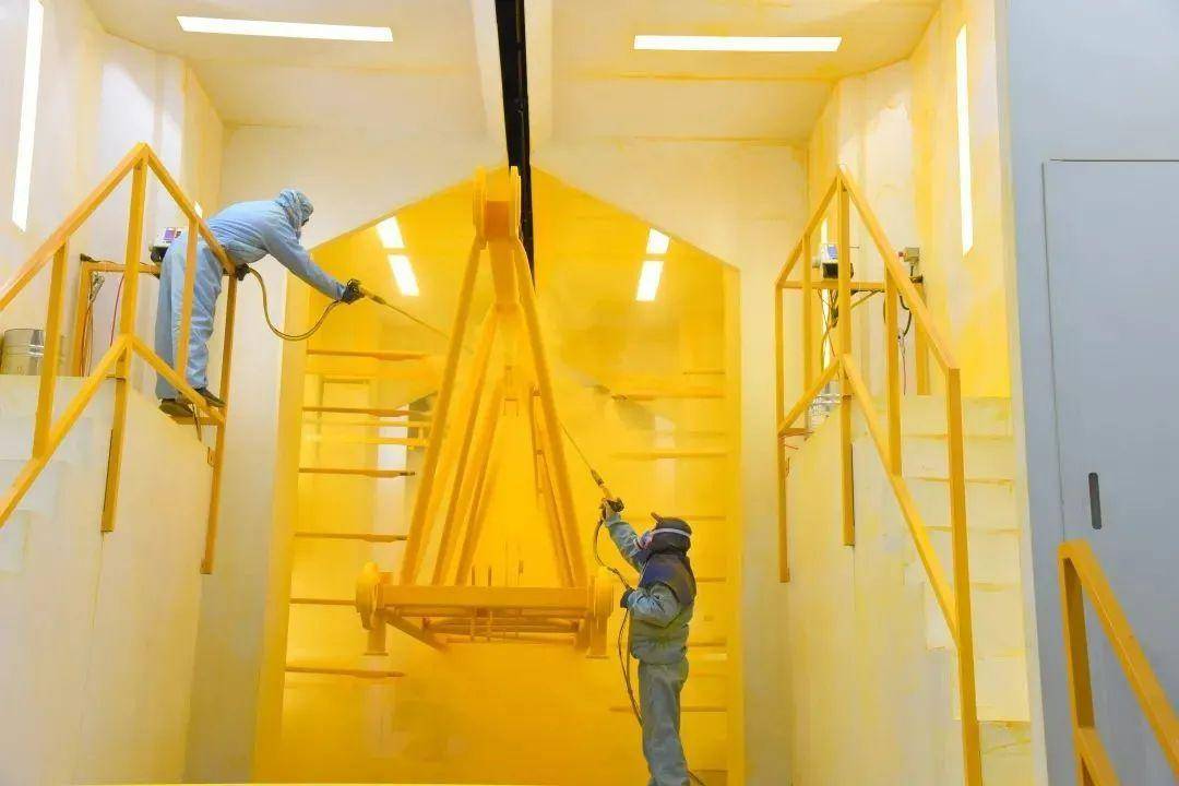 重量级企业"油转粉",引进先进自动化粉末静电喷涂线!_江汉_建机_生产
