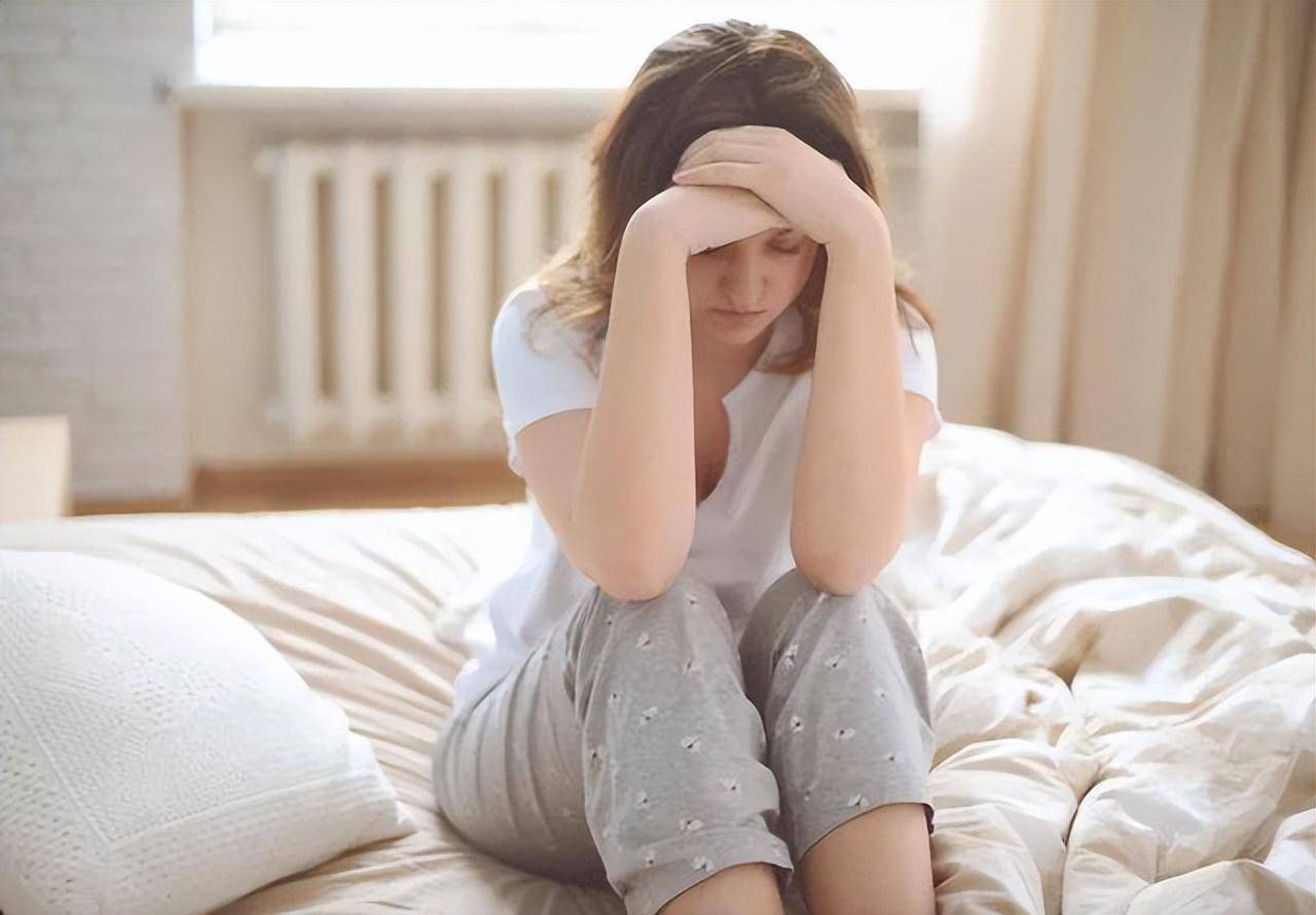 为什么会流褐色的分泌物