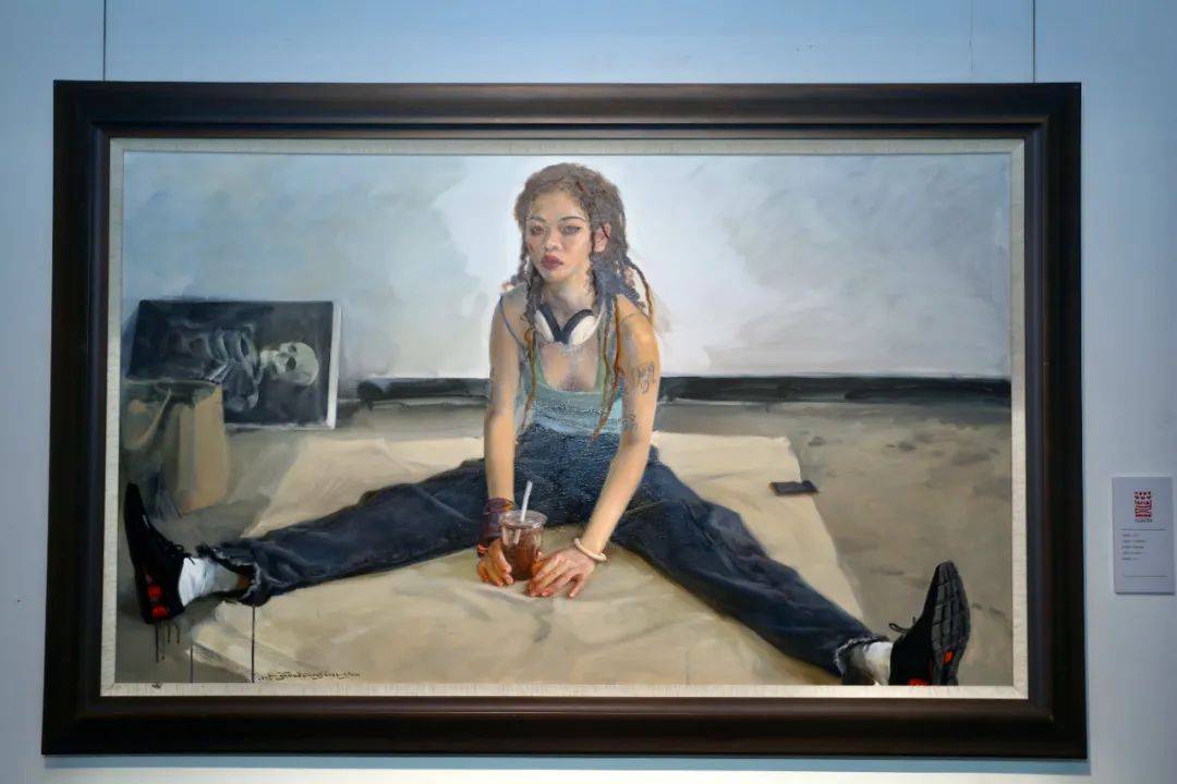在展览现场霍春阳,周午生,吕铁元,霍岩与学生们在展览现场吕培桓,姜