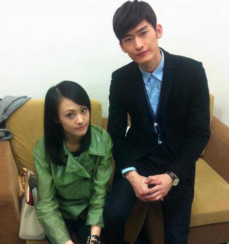 36岁张翰罕见谈感情,仅仅一句话,网友:期待官宣_古力娜扎_郑爽_恋情