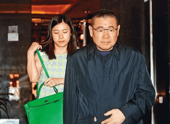 52岁袁洁莹苍老难认,曾成为刘銮雄玩物28年,未婚无子让人唏嘘!