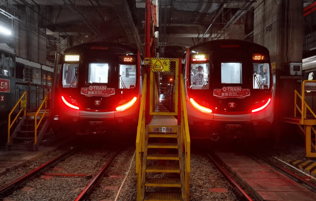 近日,中國中車製造的地鐵列車q-train在港鐵觀塘線正式投入服務.