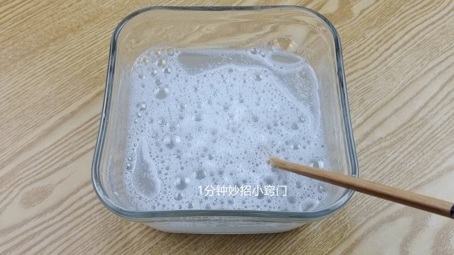 家里蟑螂多不要慌,只需在水里撒一把,蟑螂一天全灭光,太实用了_洗衣粉